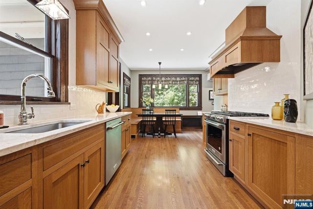 54 Myrtle Avenue, Montclair, NJ 07042