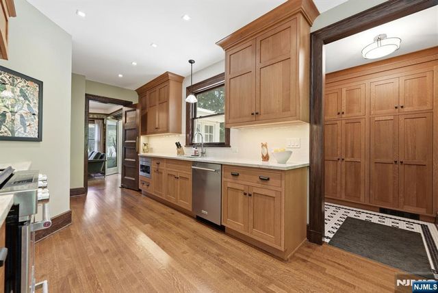 54 Myrtle Avenue, Montclair, NJ 07042