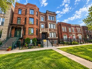 4555 S Wabash Avenue 3, Chicago, IL 60653