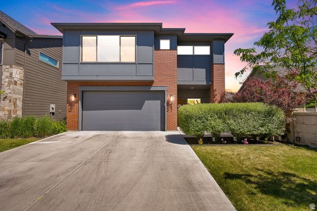 952 W 1910 S, Syracuse, UT 84075