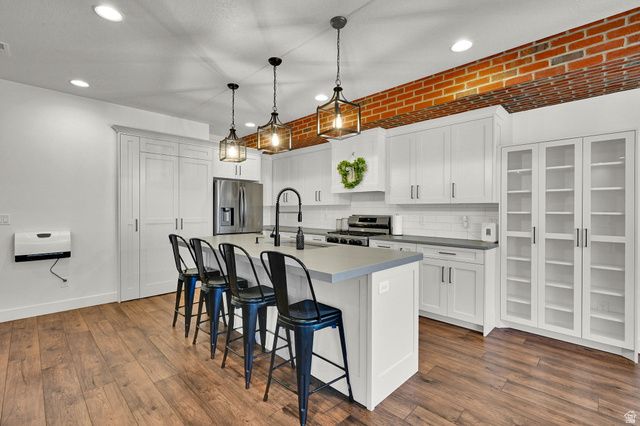 952 W 1910 S, Syracuse, UT 84075