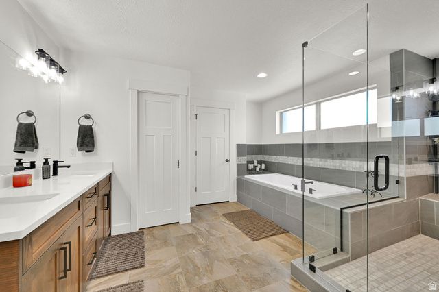 952 W 1910 S, Syracuse, UT 84075