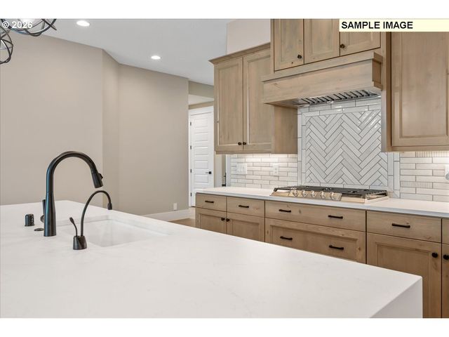 16021 Ne 180th 6, Brush Prairie, WA 98606