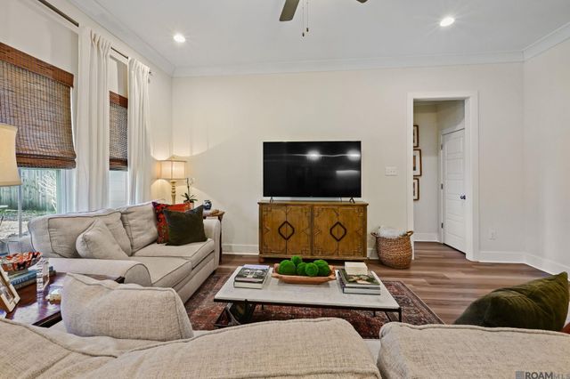 832 Marlstone Dr, Baton Rouge, LA 70810