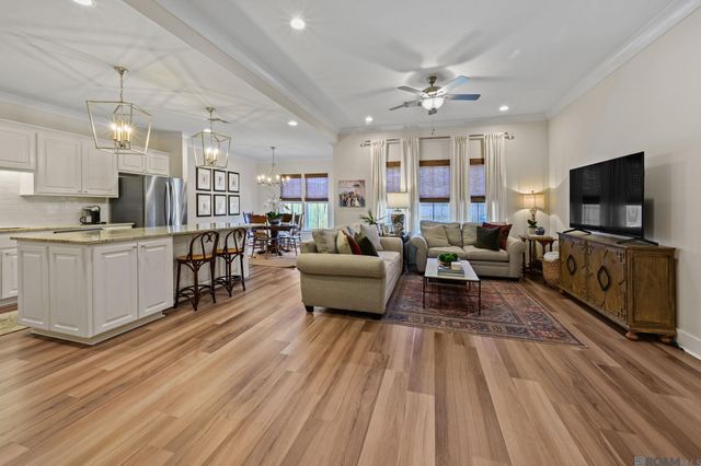 832 Marlstone Dr, Baton Rouge, LA 70810