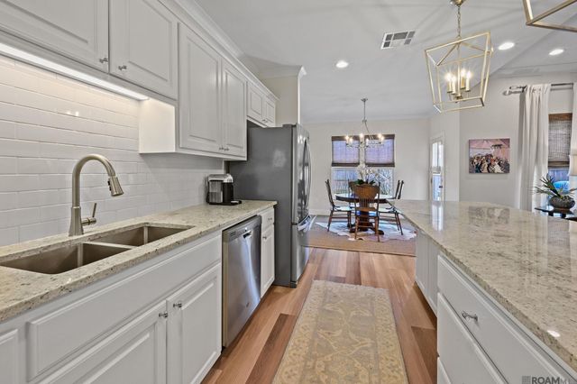 832 Marlstone Dr, Baton Rouge, LA 70810