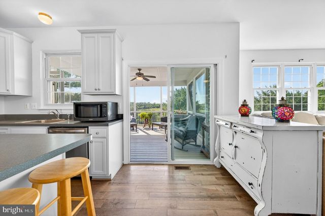 8840 MAPLEVILLE RD, Mount Airy, MD 21771