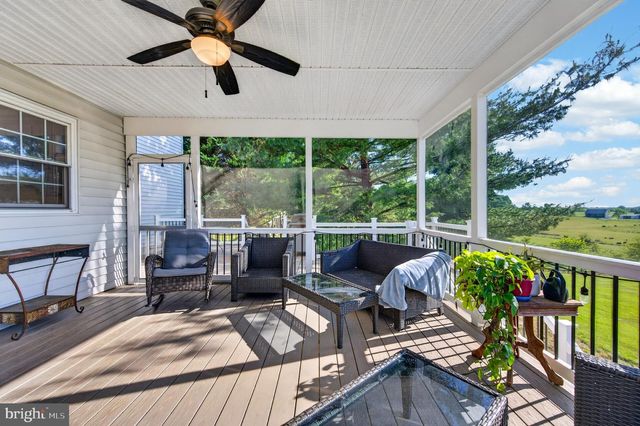 8840 MAPLEVILLE RD, Mount Airy, MD 21771