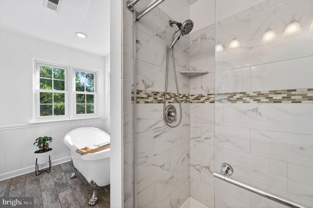 8840 MAPLEVILLE RD, Mount Airy, MD 21771