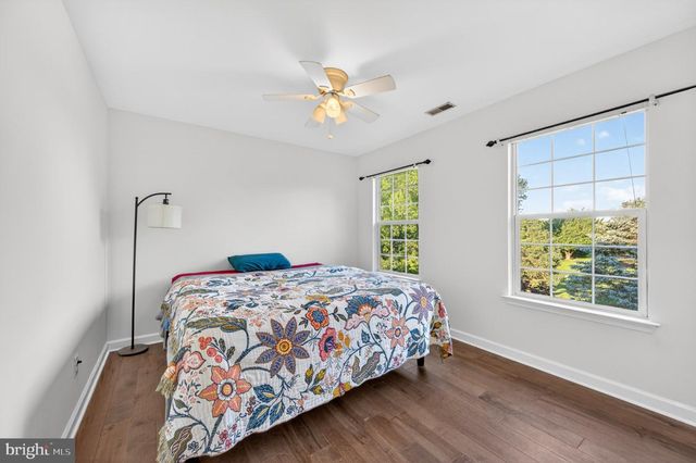 8840 MAPLEVILLE RD, Mount Airy, MD 21771