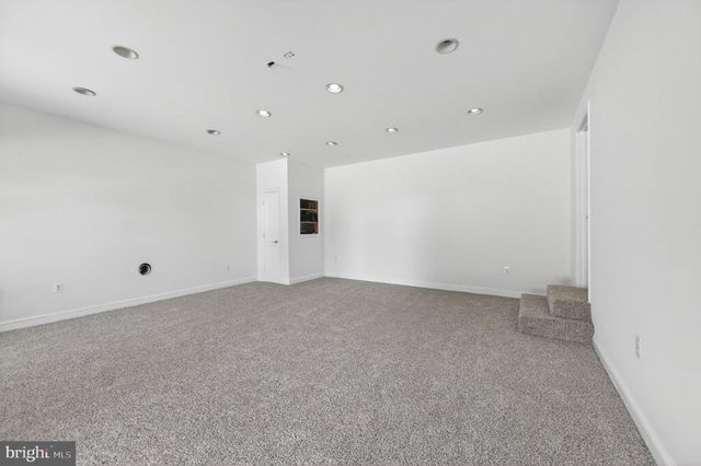 8840 MAPLEVILLE RD, Mount Airy, MD 21771
