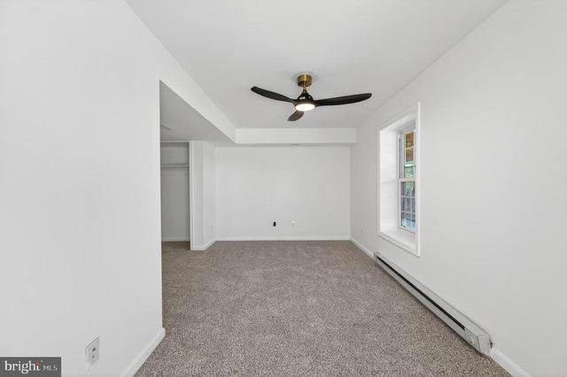 8840 MAPLEVILLE RD, Mount Airy, MD 21771