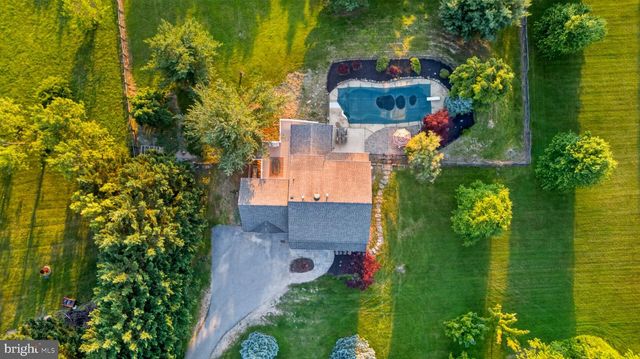 8840 MAPLEVILLE RD, Mount Airy, MD 21771
