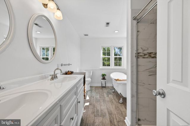 8840 MAPLEVILLE RD, Mount Airy, MD 21771
