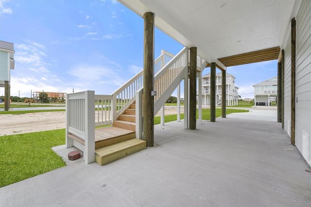 4042 Miramar Court, Galveston, TX 77554