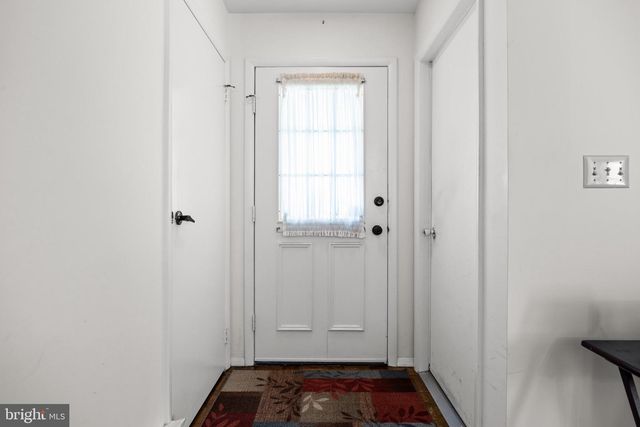 22 WINDSOR RD, Southampton, NJ 08088