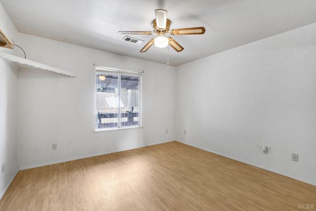 325 Oleander Avenue, Lemoore, CA 93245