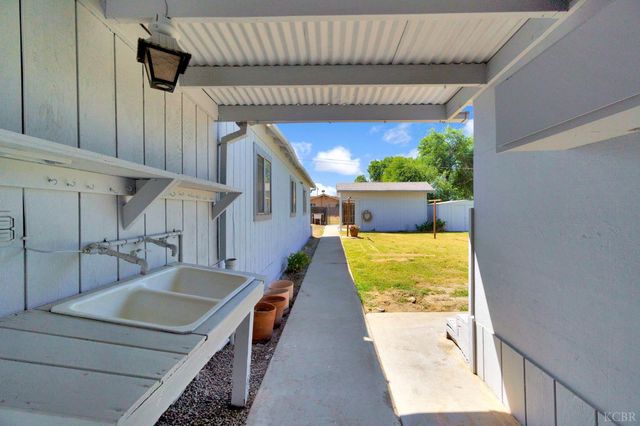 325 Oleander Avenue, Lemoore, CA 93245