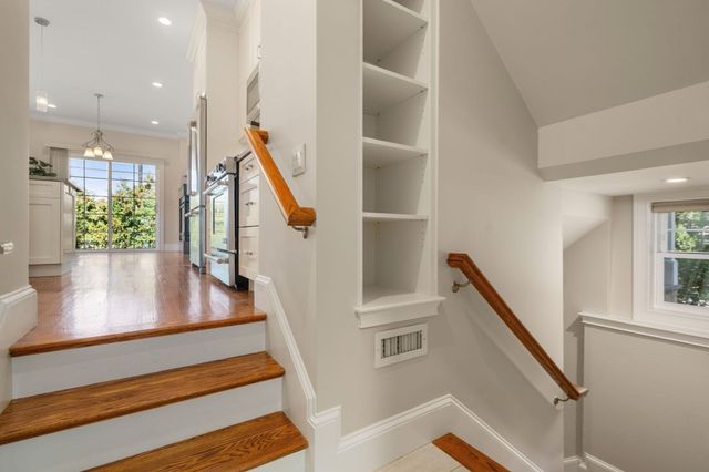 104-108 Hull St 108, Newton, MA 02460