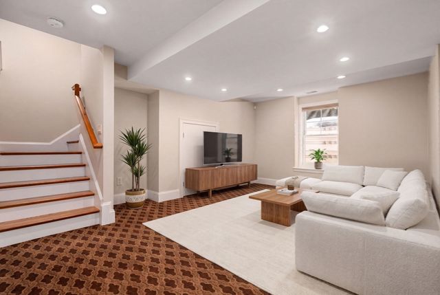 104-108 Hull St 108, Newton, MA 02460