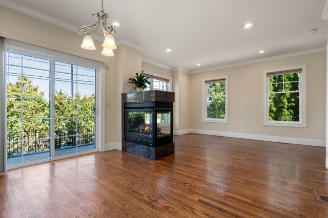 104-108 Hull St 108, Newton, MA 02460