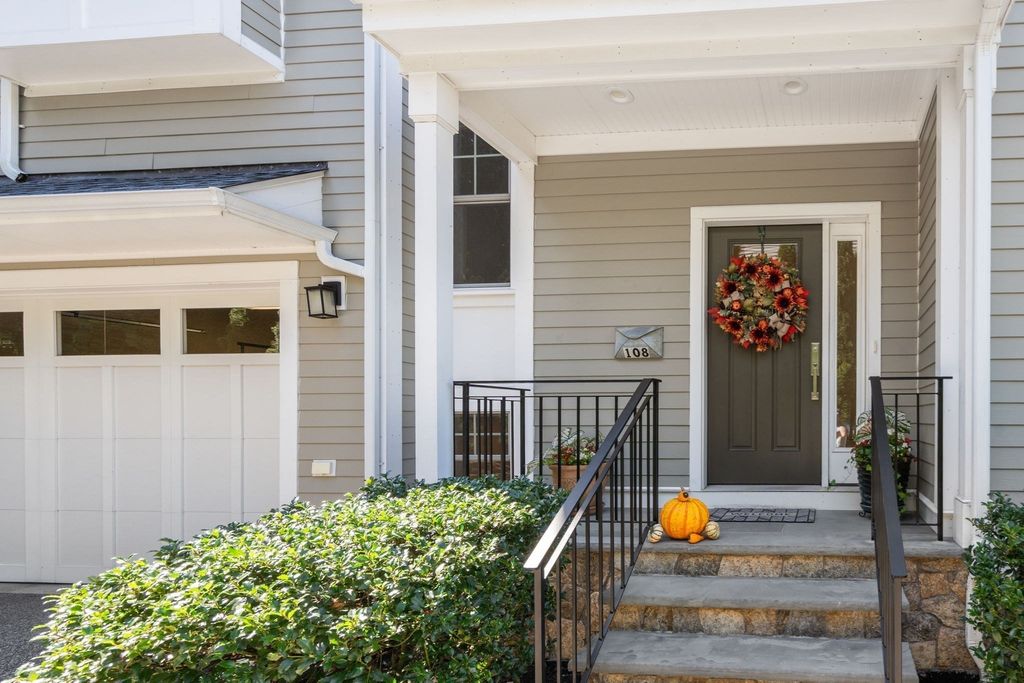 104-108 Hull St 108, Newton, MA 02460