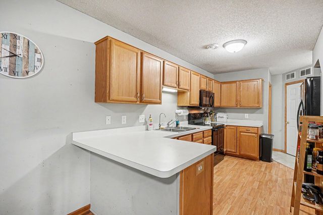 20536 Erin Court 34, Farmington, MN 55024