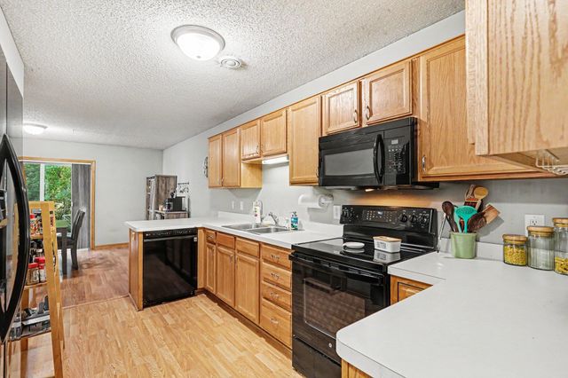 20536 Erin Court 34, Farmington, MN 55024