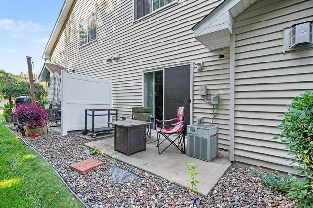 20536 Erin Court 34, Farmington, MN 55024