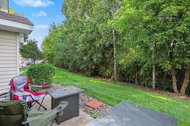 20536 Erin Court 34, Farmington, MN 55024