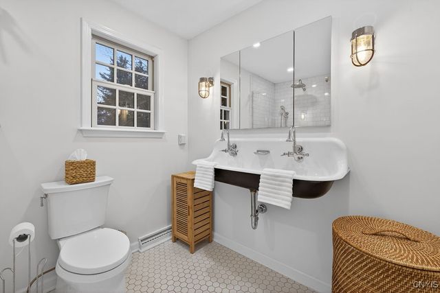 2119 Ten Eyck Avenue, Cazenovia, NY 13035