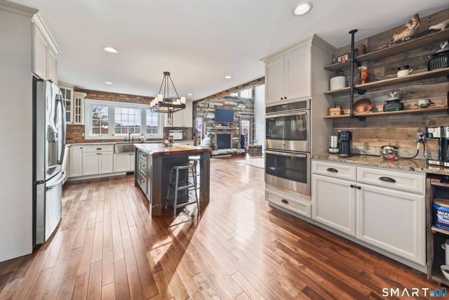 195 Hinman Road, Watertown, CT 06795