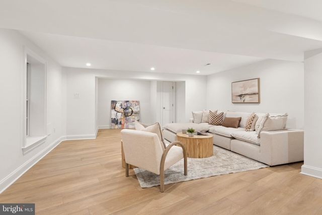 5522 LINCOLN ST, Bethesda, MD 20817