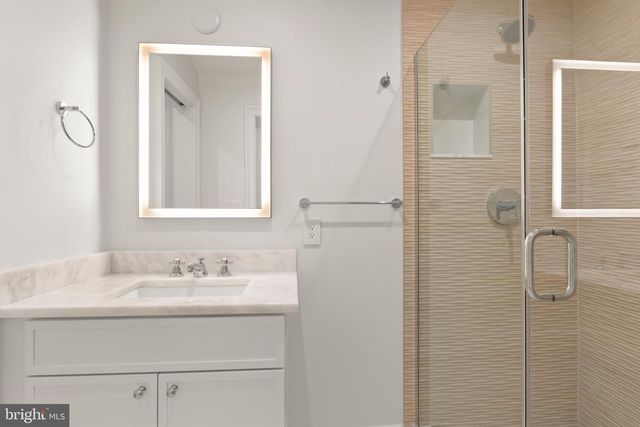 5522 LINCOLN ST, Bethesda, MD 20817