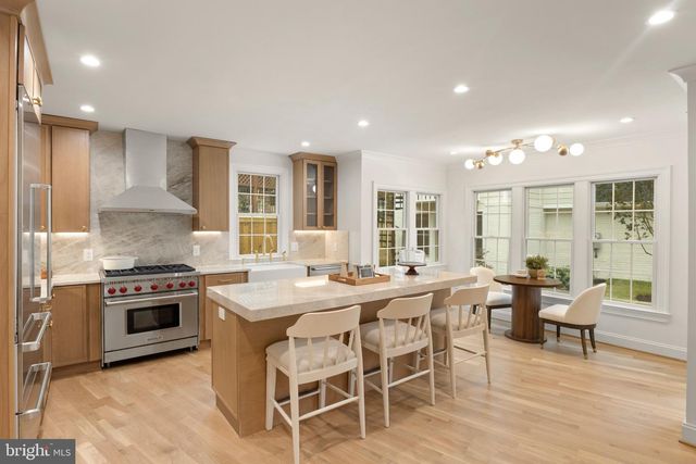 5522 LINCOLN ST, Bethesda, MD 20817