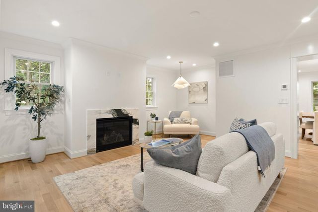 5522 LINCOLN ST, Bethesda, MD 20817