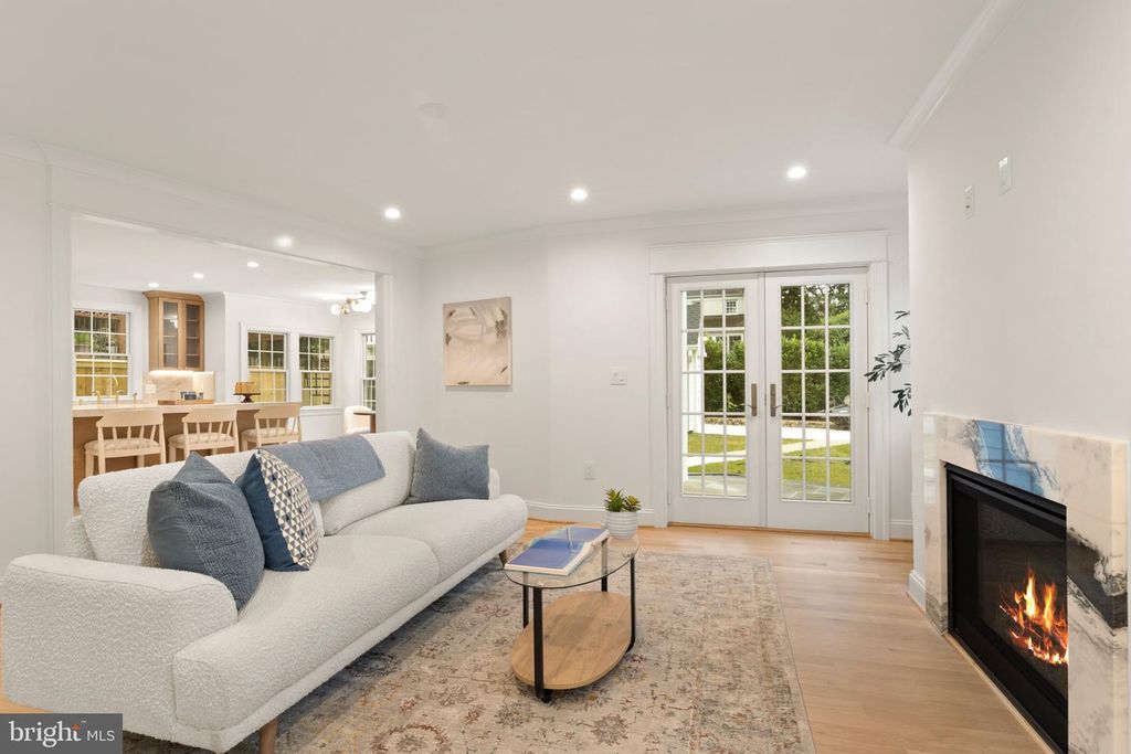 5522 LINCOLN ST, Bethesda, MD 20817