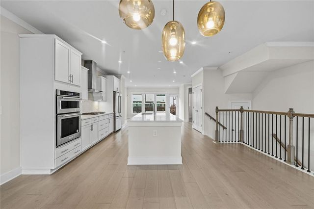 1012 Burnside Drive NW, Atlanta, GA 30318