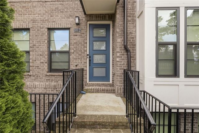 1012 Burnside Drive NW, Atlanta, GA 30318