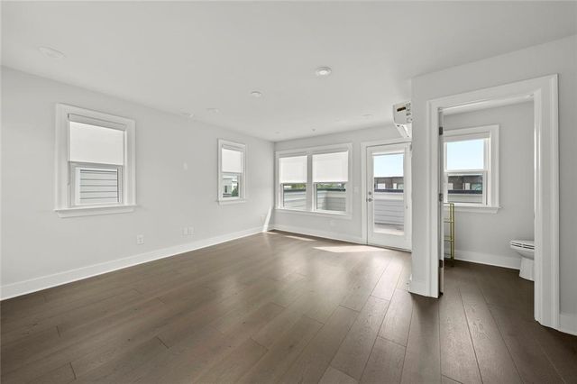 1012 Burnside Drive NW, Atlanta, GA 30318