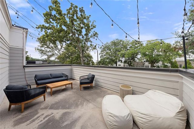 1012 Burnside Drive NW, Atlanta, GA 30318