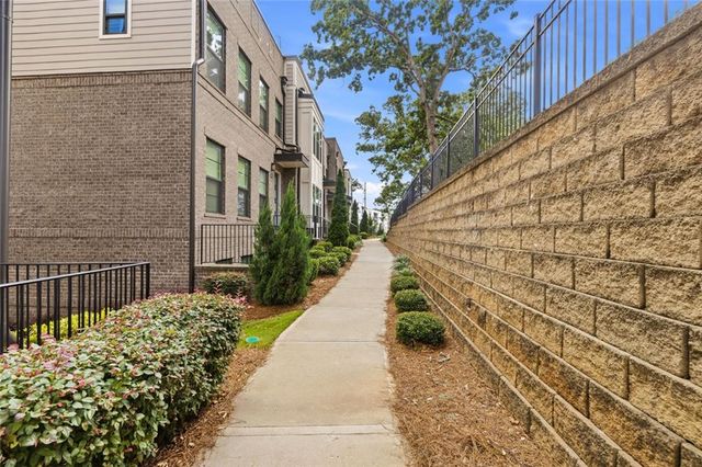 1012 Burnside Drive NW, Atlanta, GA 30318