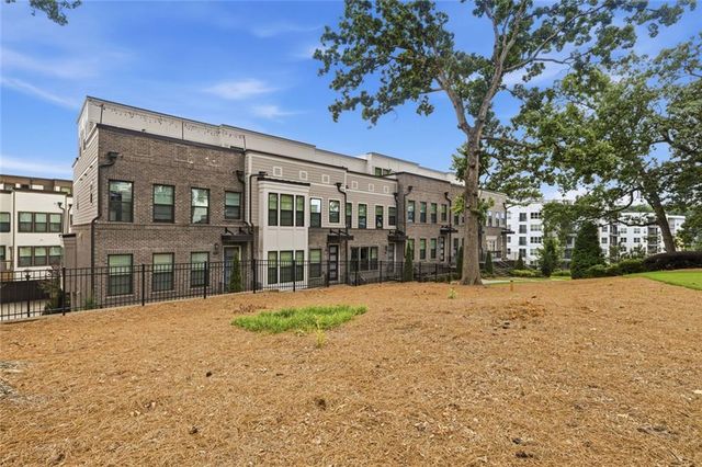 1012 Burnside Drive NW, Atlanta, GA 30318