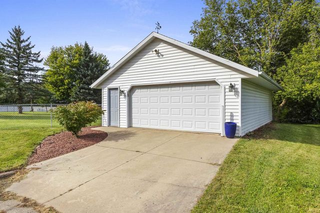 3467 GOLF DRIVE, Green Bay, WI 54311