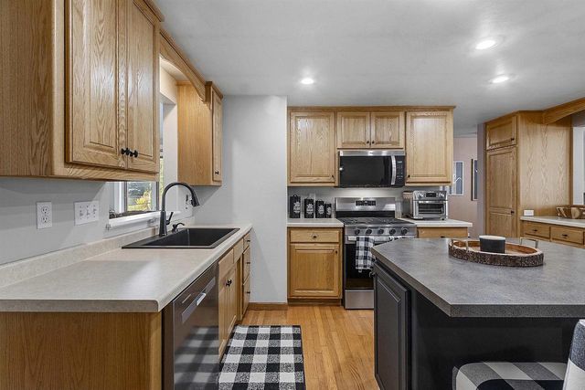 3467 GOLF DRIVE, Green Bay, WI 54311