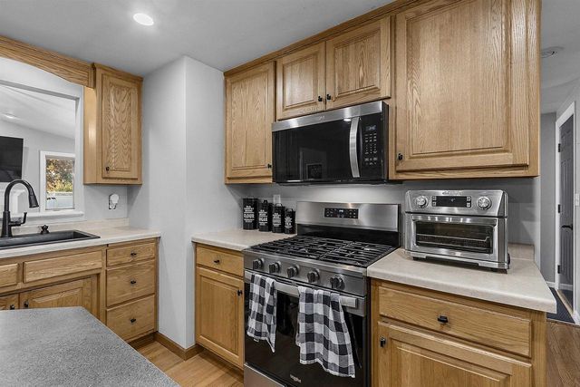 3467 GOLF DRIVE, Green Bay, WI 54311