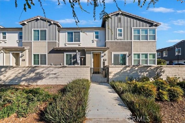 3562 E Moonlight Street, Ontario, CA 91761