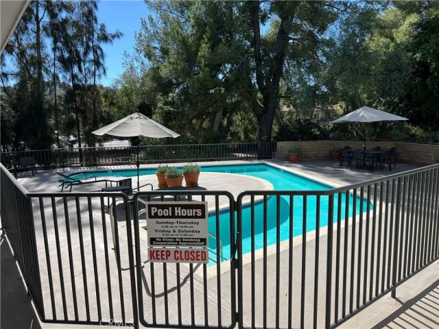 13331 Moorpark Street 110, Sherman Oaks, CA 91423