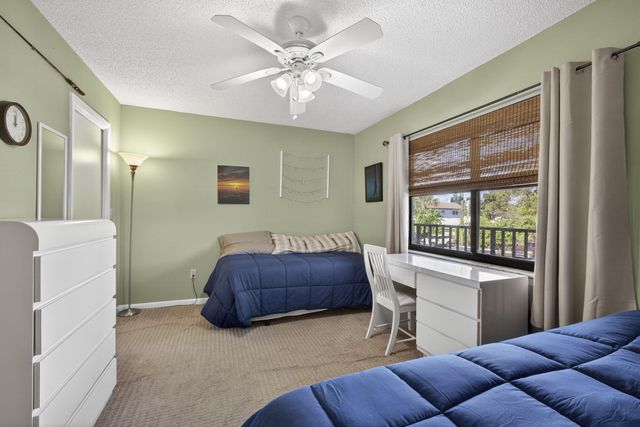 896 N Federal Highway 225, Lantana, FL 33462