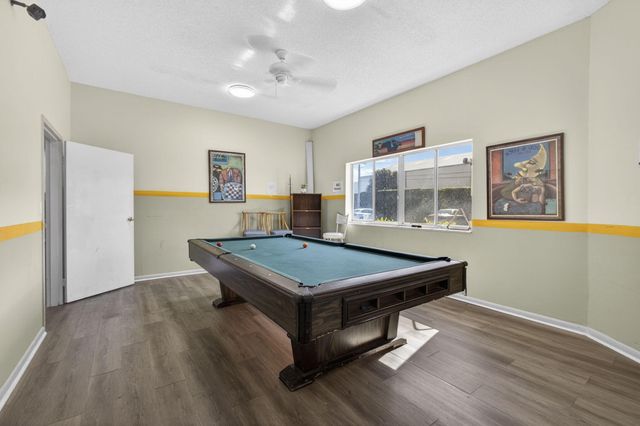 896 N Federal Highway 225, Lantana, FL 33462